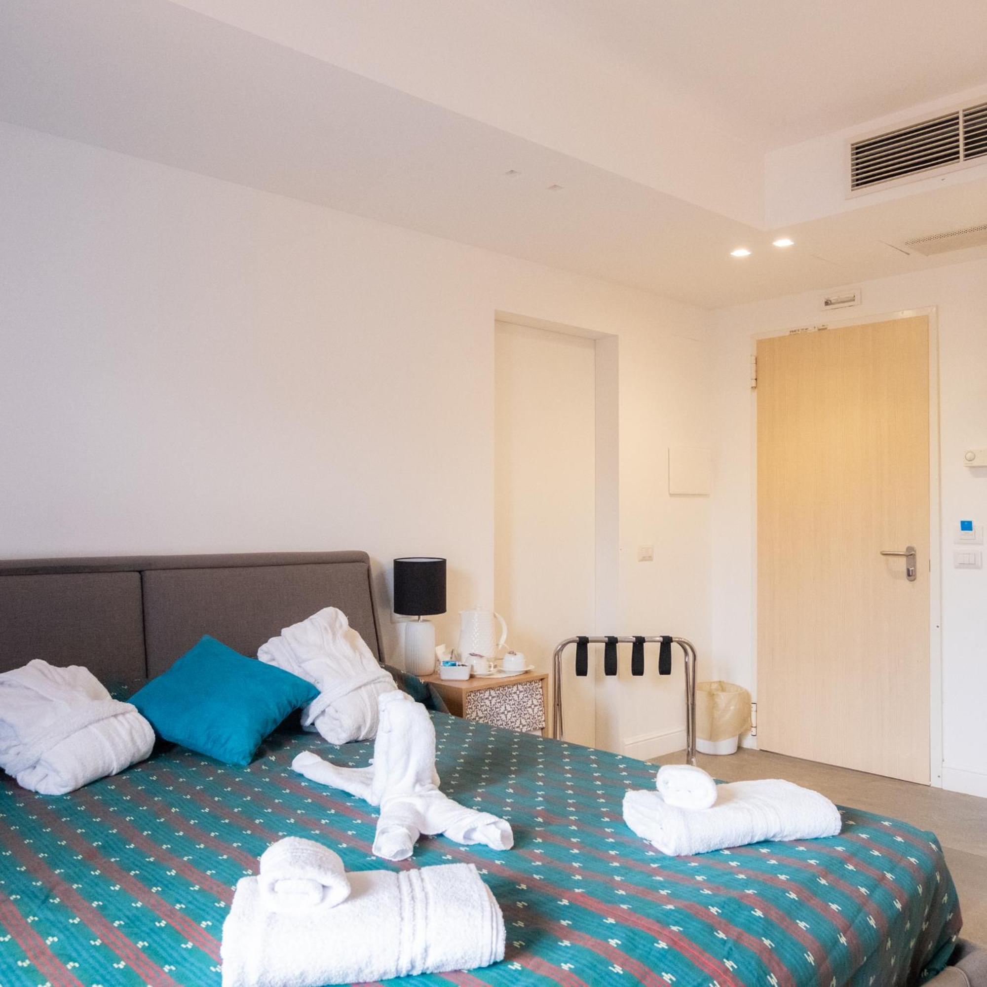 Le Saline Resort Saline Joniche Экстерьер фото