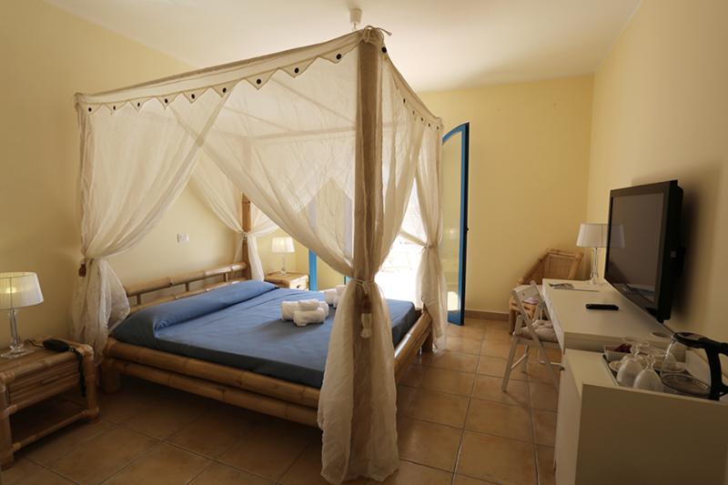 Le Saline Resort Saline Joniche Экстерьер фото