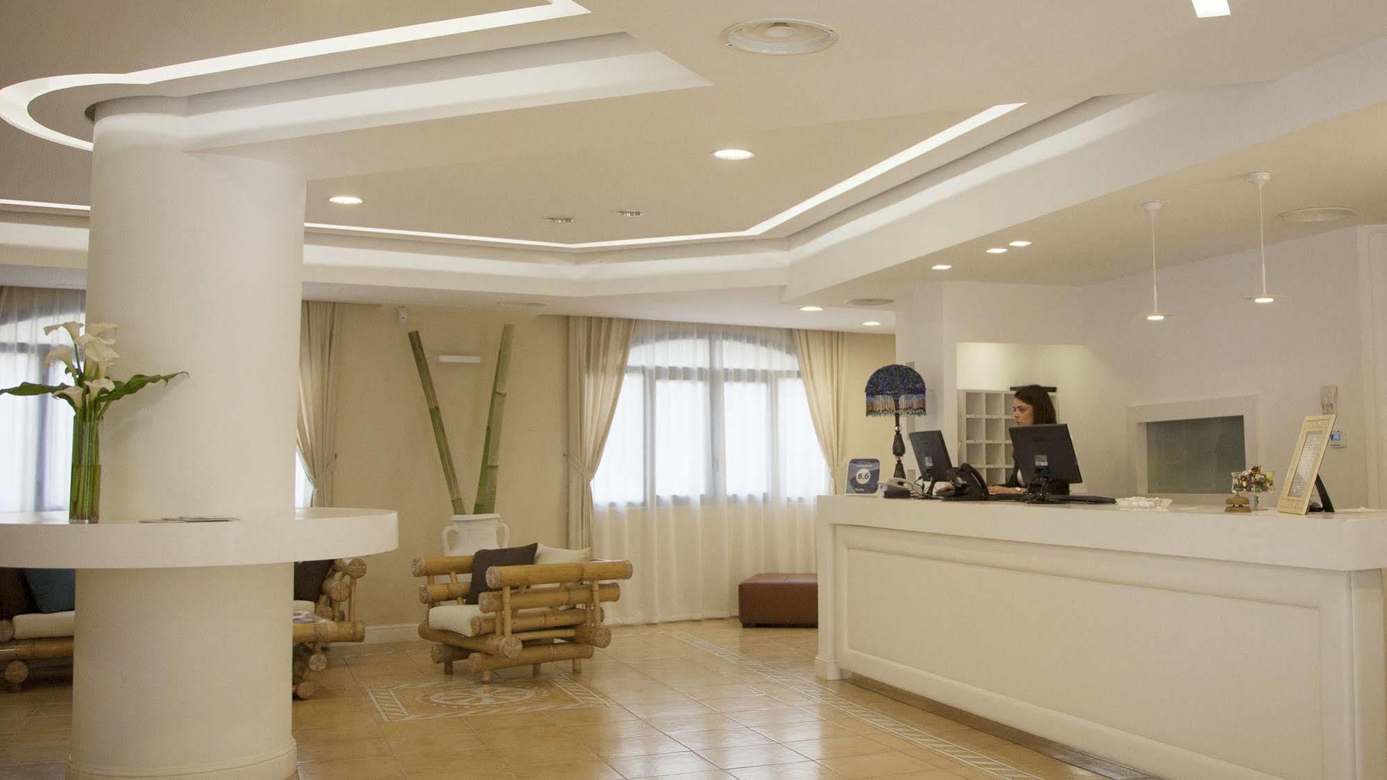 Le Saline Resort Saline Joniche Экстерьер фото